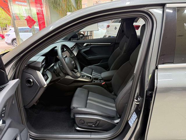Audi A3 2023, фото 16