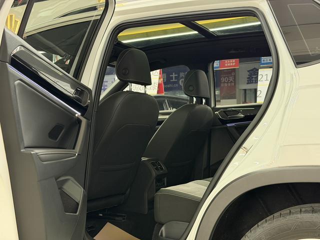 Volkswagen Tayron 2021, фото 5