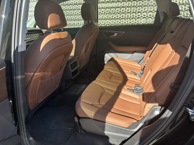 Audi Q7 2025, фото 5
