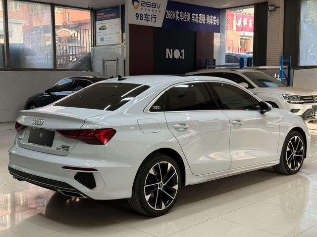 Audi A3 2022, фото 4