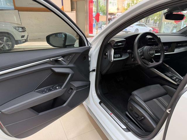Audi A3 2022, фото 8