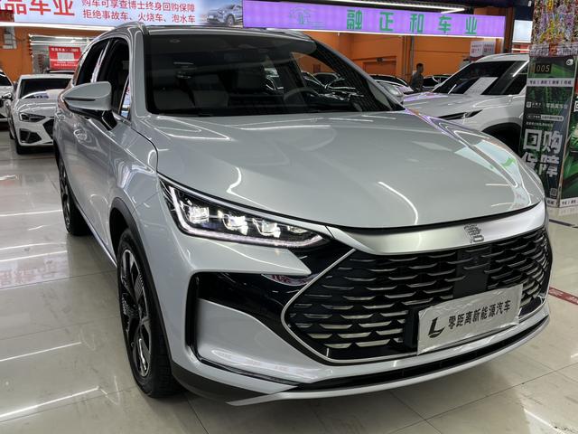 BYD Tang 2024, фото 3