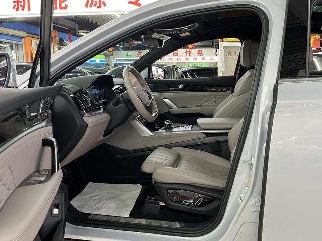 BYD Tang 2024, фото 7