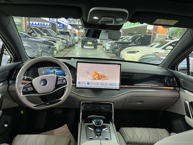 BYD Tang 2024, фото 9