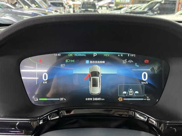 BYD Tang 2024, фото 10