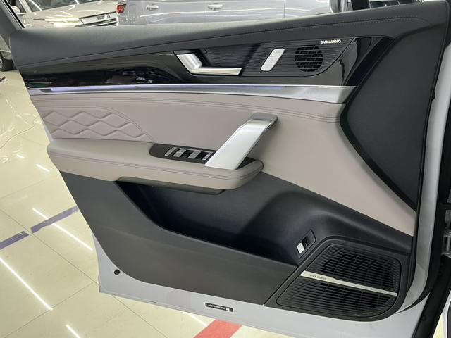 BYD Tang 2024, фото 15