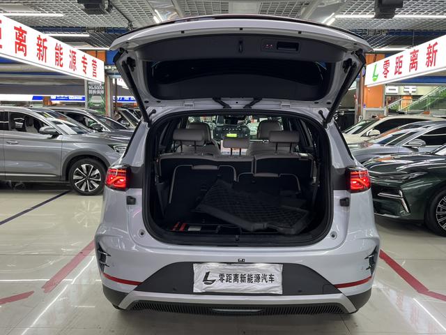 BYD Tang 2024, фото 17