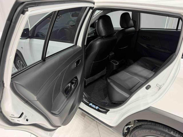 Toyota Yaris 2022, фото 12
