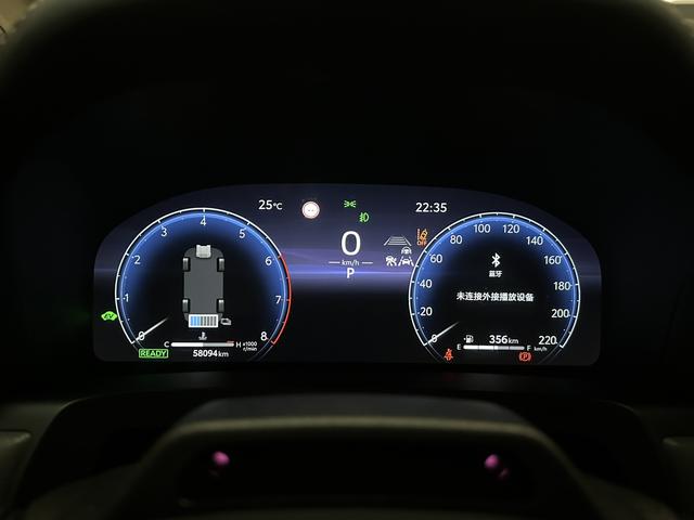Toyota Vellfire 2023, фото 15