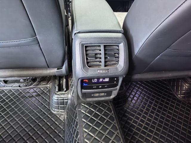 Volkswagen Tayron 2023, фото 15