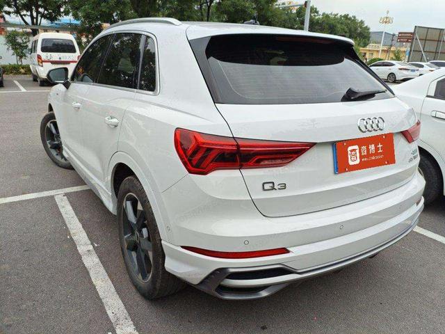 Audi Q3 2022, фото 3