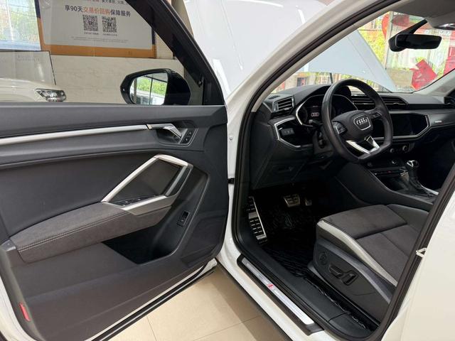 Audi Q3 2023, фото 15