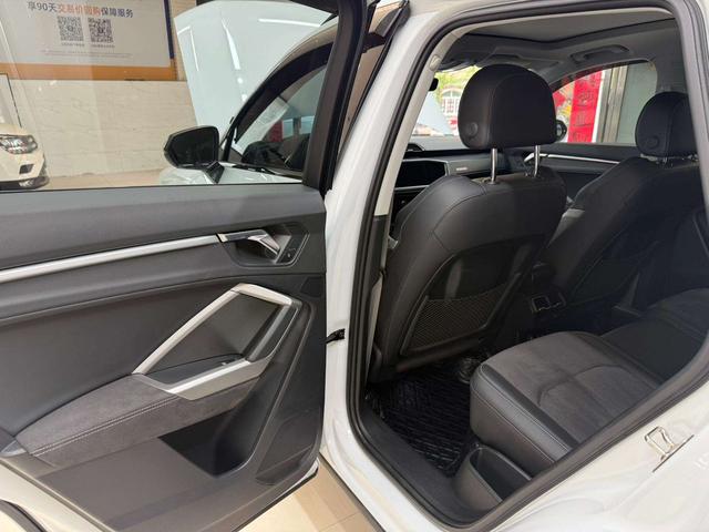 Audi Q3 2023, фото 17