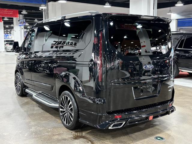 Ford Tourneo 2023, фото 8