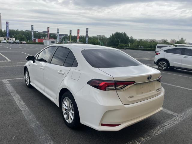 Toyota Corolla 2021, фото 5