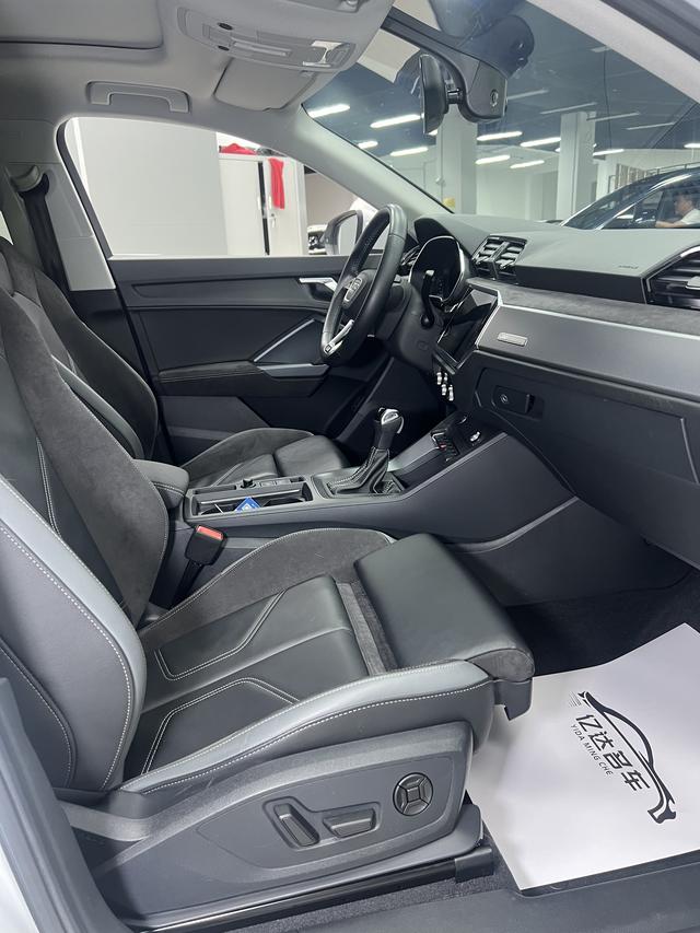 Audi Q3 Sportback 2022, фото 16