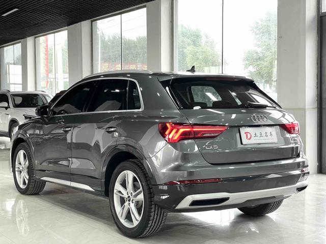 Audi Q3 2023, фото 6