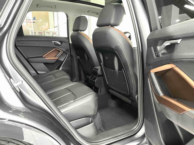 Audi Q3 2023, фото 14