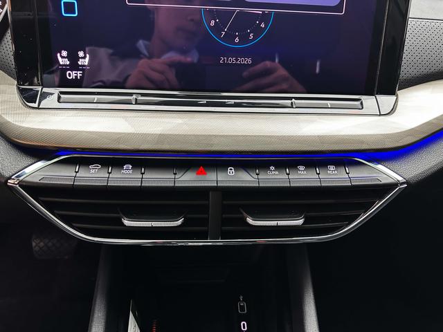 Skoda Octavia 2022, фото 15