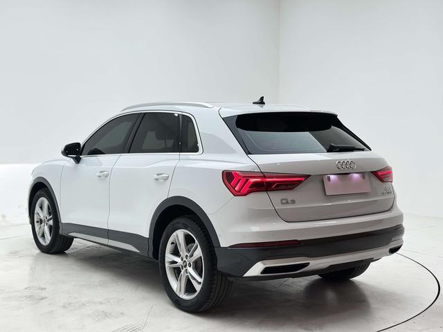 Audi Q3 2021, фото 4