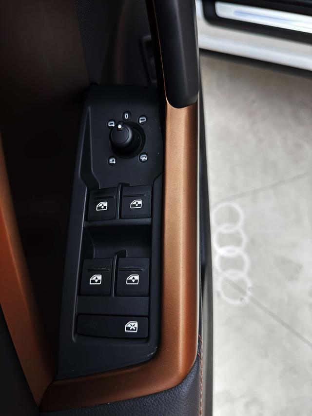 Audi Q3 2021, фото 16