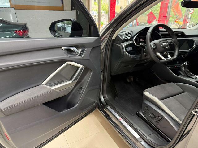 Audi Q3 2022, фото 17