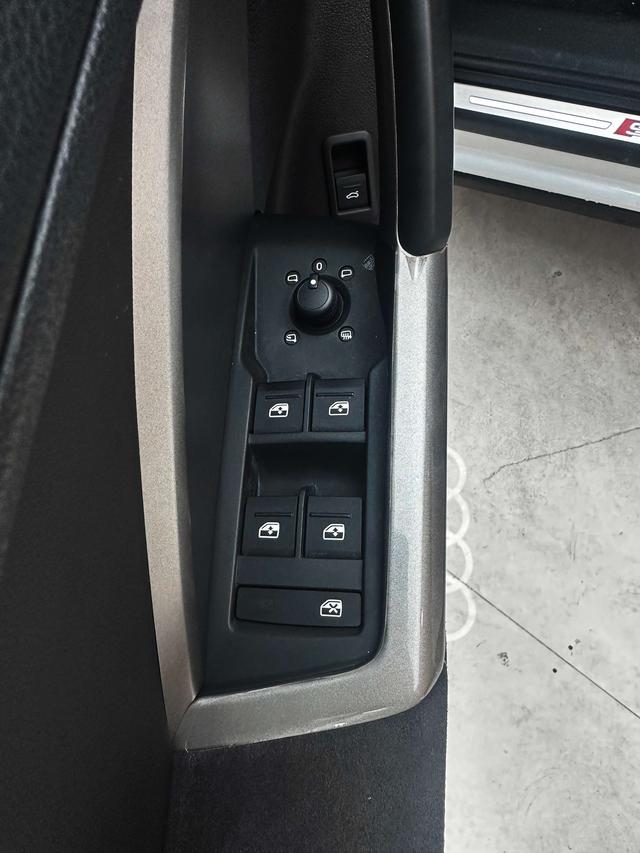 Audi Q3 2022, фото 16