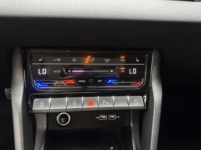 Skoda Karoq 2024, фото 15