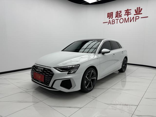 Audi A3 2023, фото 4