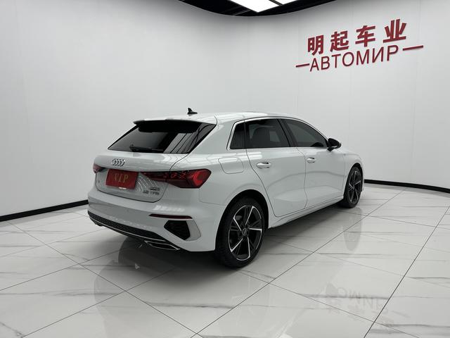 Audi A3 2023, фото 9