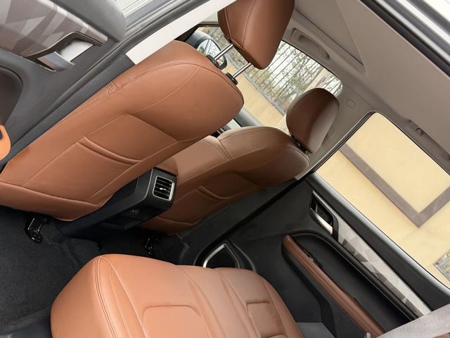 Geely Emgrand X6 2021, фото 16