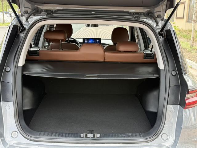 Geely Emgrand X6 2021, фото 17