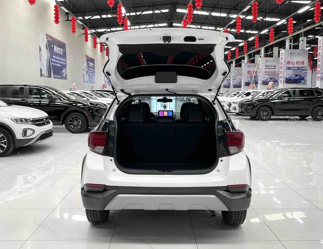 Toyota Yaris 2022, фото 14