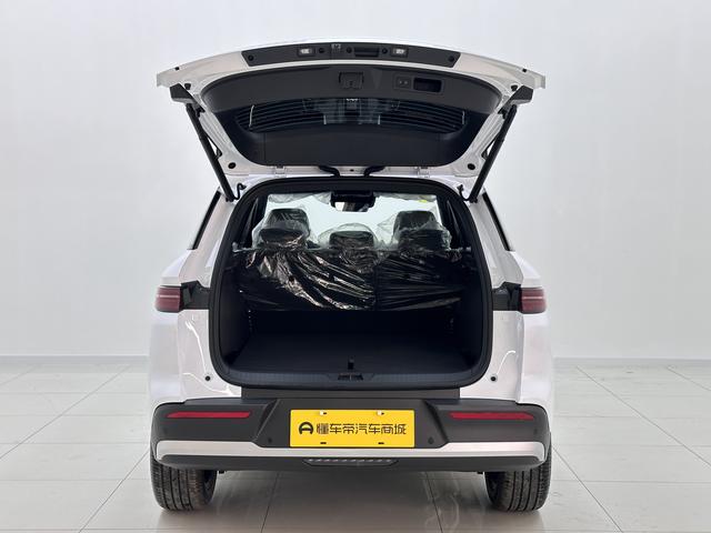 BYD Song Pro DM 2026, фото 15