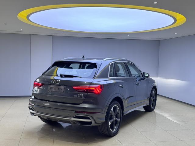 Audi Q3 2023, фото 6