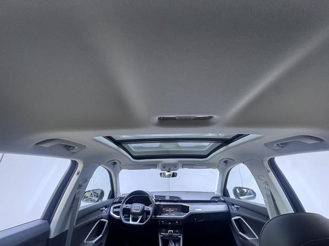 Audi Q3 2023, фото 7