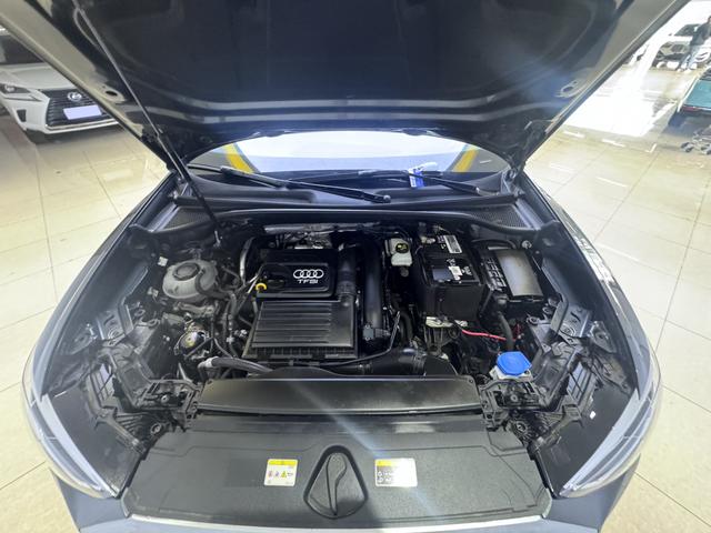 Audi Q3 2023, фото 9