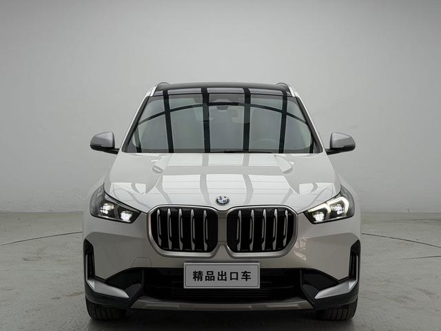 BMW X1 2023, фото 2