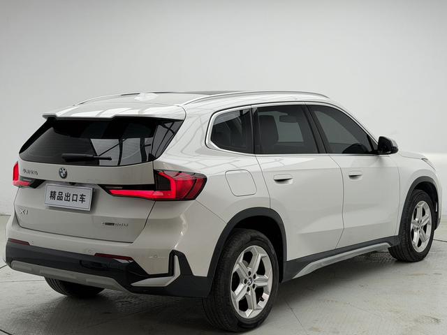 BMW X1 2023, фото 4
