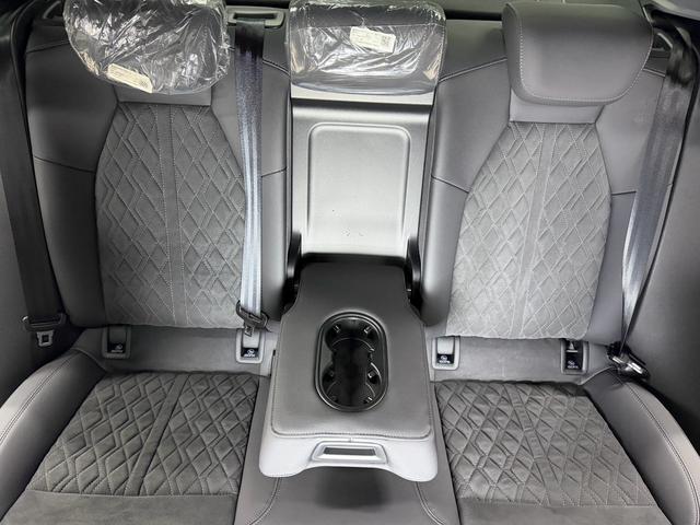 Audi A3 2023, фото 16