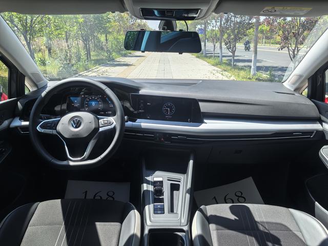 Volkswagen Golf 2023, фото 13
