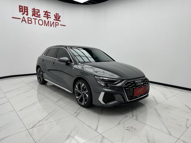 Audi A3 2022, фото 3