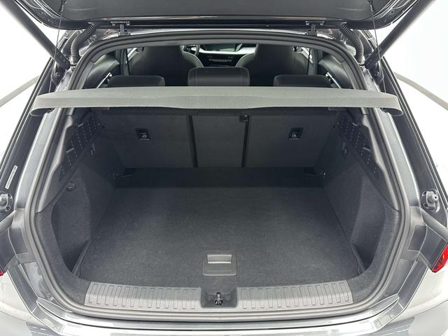 Audi A3 2022, фото 17