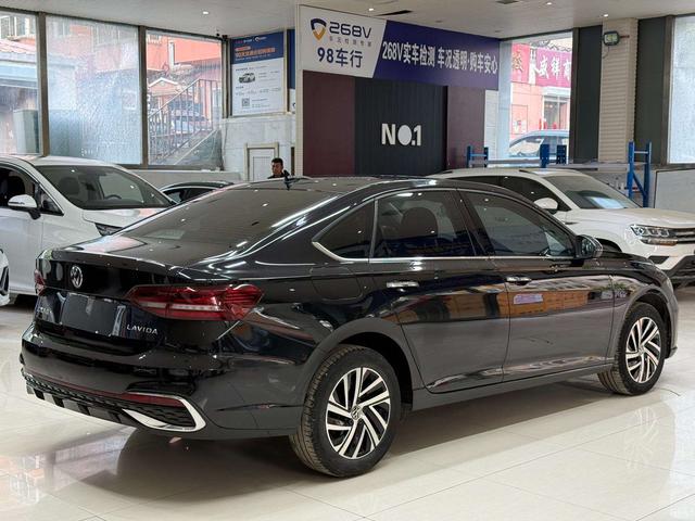 Volkswagen Lavida 2023, фото 4