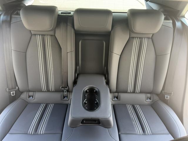 Audi A3 2023, фото 16
