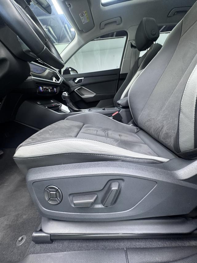 Audi Q3 2022, фото 16