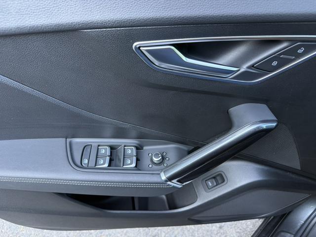 Audi Q2L 2022, фото 4