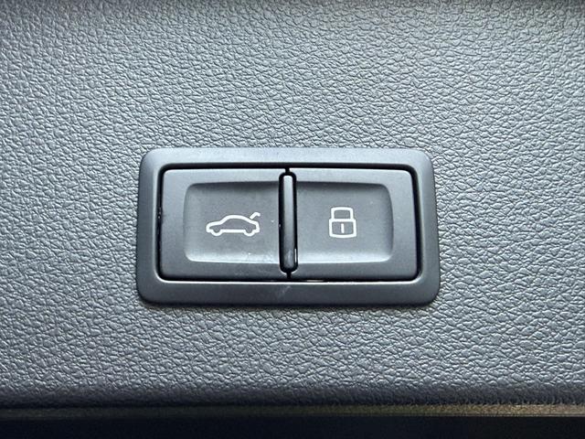 Audi Q2L 2022, фото 16