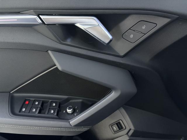 Audi A3 2021, фото 14