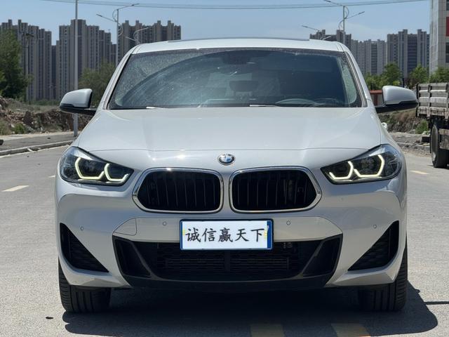 BMW X2 2022, фото 2